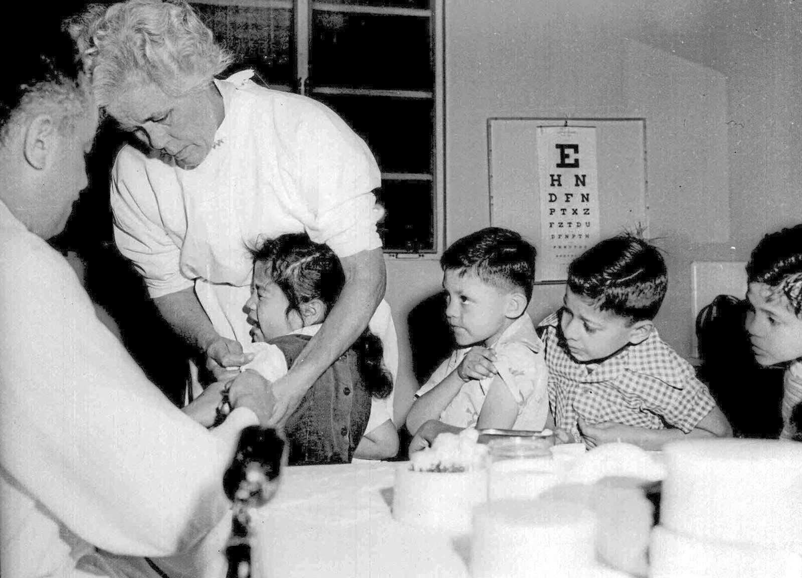 1954: Salk vaccine